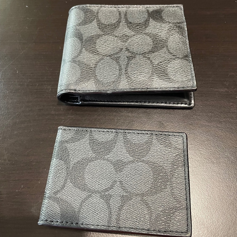 Coach Leather Bifold Wallet - Picture 2 of 3